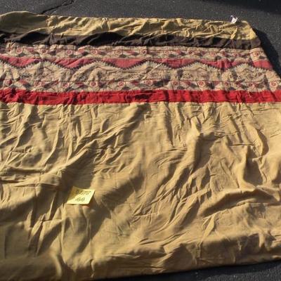 LOT 44 - SW Style Comforter, Blankets & Throw Blankets