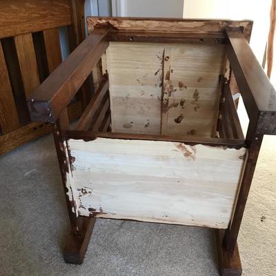 Lot 108 - End Table 
