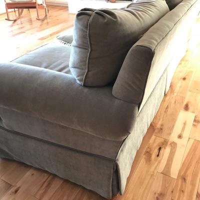 Lot 8 - Sofa/Couch