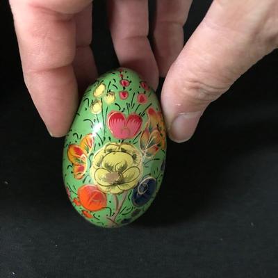 Lot 102 - Decorative Egg Collection