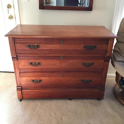 Lot 114 - Antique 3-Drawer Dresser 