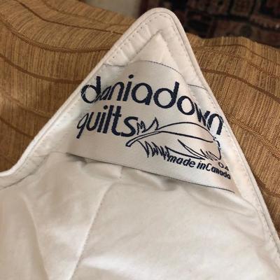 Daniadown Feather Pillows w/Shams NEW 