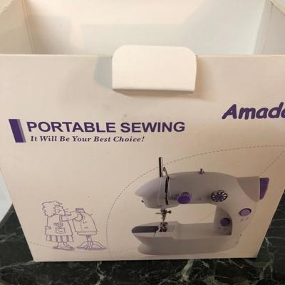 Mini Sewing Machine AMADO 