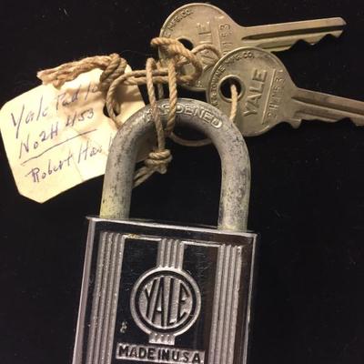 Vintage Yale padlock with original keys. Era 1930s