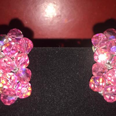 Beautiful pink AB glass 3 strand set 