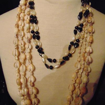 Jewelry Lot Shell Necklaces 