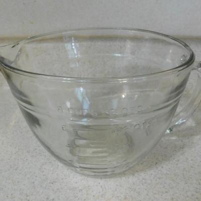 Large Anchor Hocking Glass 8 Cup/2 Quarts Measuring Cup