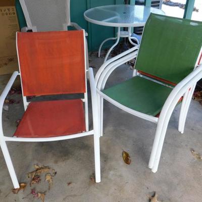 Set of 4 Outdoor or Patio Chairs Mesh Seat and Back