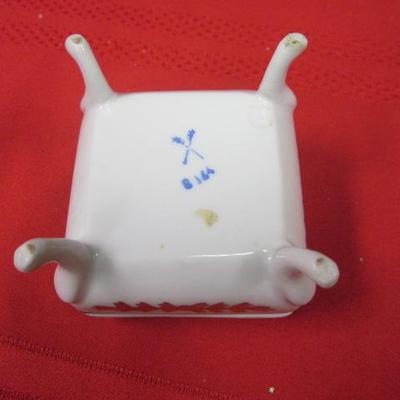 Vintage Candy Dish, Vintage Bee Trinket Box, 2 pcs
