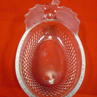 Crystal  Dish, Grape Design