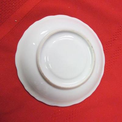 Small Rose Vase, Large Rose Vase, Decorative Floral Plates, 4 pcs