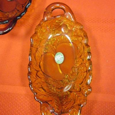Tiara Amber Colored Decorative Dishes, 4 pcs