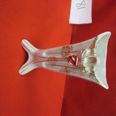Small Rose Vase, Large Rose Vase, Decorative Floral Plates, 4 pcs