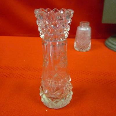4 crystal items