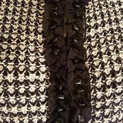 Vtg knitted tunic sweater onyx Embellished 