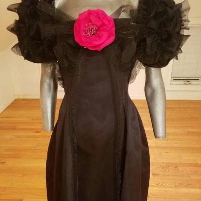 Haute Couture 1970's Bill Blass Museum worthy silk gown horsehair swirl design 