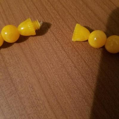 Vtg 1940'silk Celluloid/Bakelite necklace 