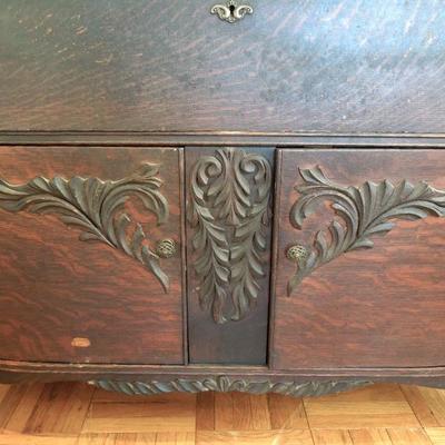 Lot 65 Large Antique Carved Oak Elegant Buffet Sideboard with Mirror