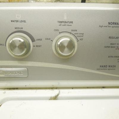 Lot 84 Maytag Top Loading Washing Machine