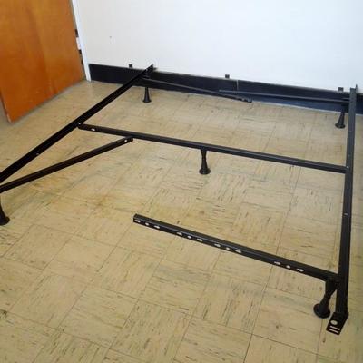 Lot 82 Metal Queen Size Bed Frame