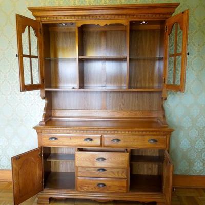 Lot 79 Vintage Kincaid Oak Lighted Buffet Hutch