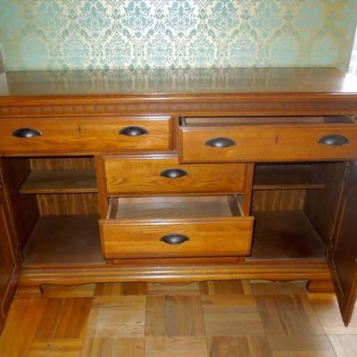 Lot 78 Vintage Kincaid Oak Side Buffet 