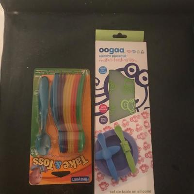 A Set Of 2 Babyâ€™s spoons and & Plate Matt Set 