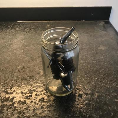 5 Olive Oil closer 1 vine holder 