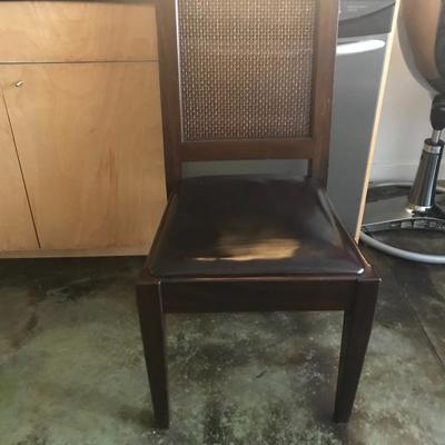 4 dining set chairs in dark wood 