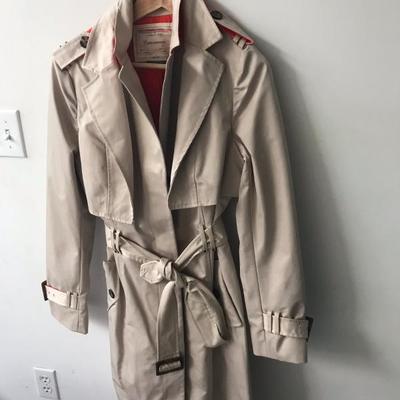 Classic trench coat 
