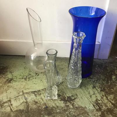 A Set Of 5 Different Vases 