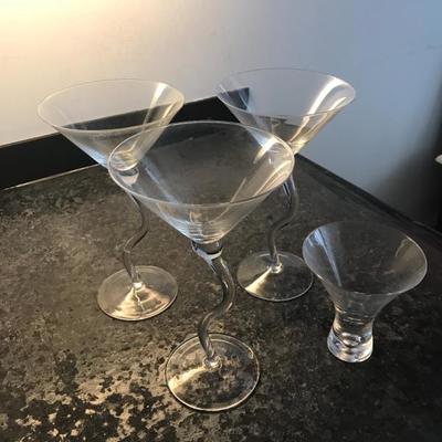 4 Cocktail Glassware 