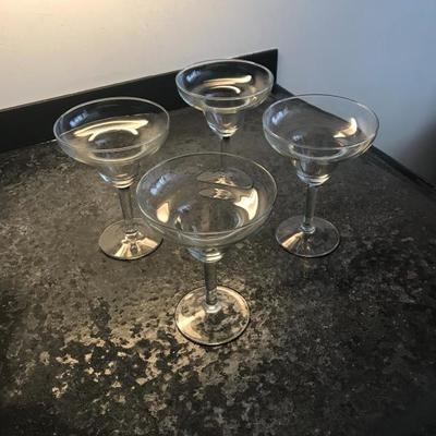 4 Cocktail Glassware 