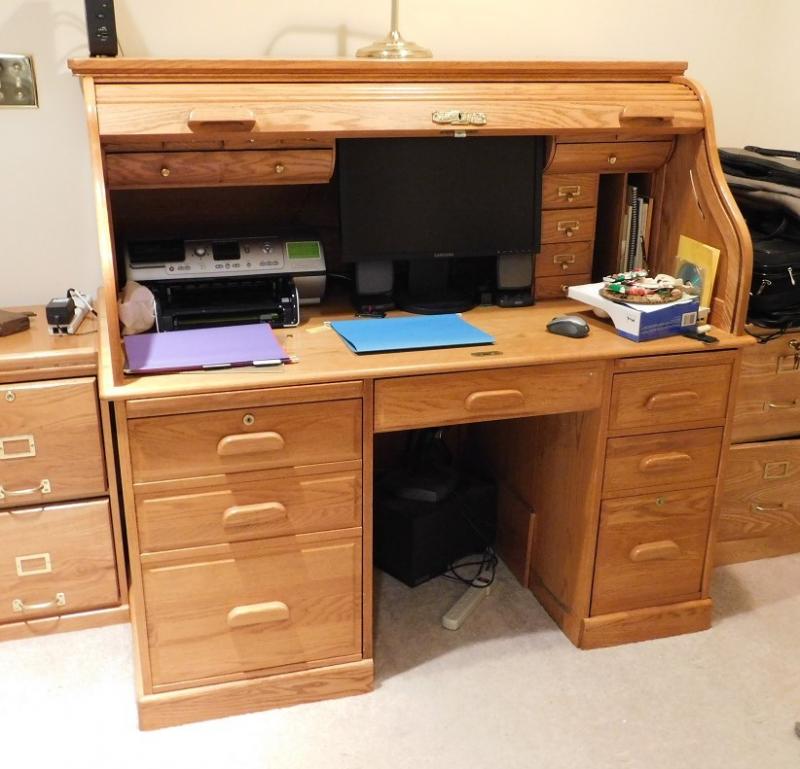 Oak Roll Top Executive Desk with Gallery and Computer Slides
