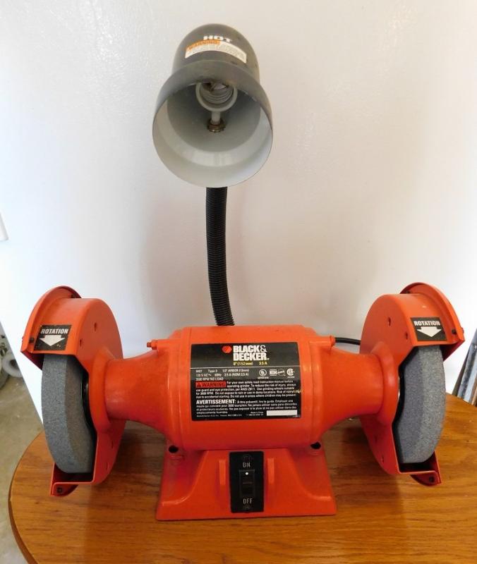 Black and decker bench grinder with light discount