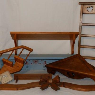 Mixed Lot of Wooden Home Decor Items - Lot 57