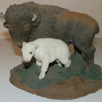 Living Stone Buffalo Sculptures - Lot 8
