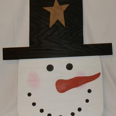 Hand Crafted Wooden Snowman Head - Lot 13