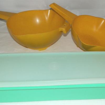 Mixed Lot of Tupperware - Lot 81