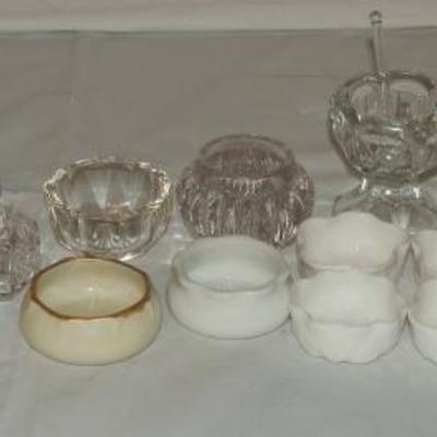 Mixed Lot of Glass and Porcelain Salt Dips - Lot 68