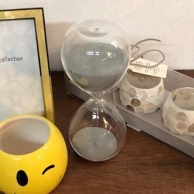 Votive Candles, Hourglass, Frame, Cup 