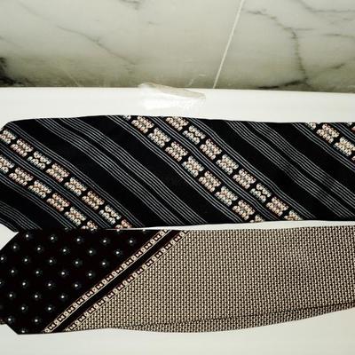 Vtg set of 5 Couture silk Ties Circa 1960's Signed 