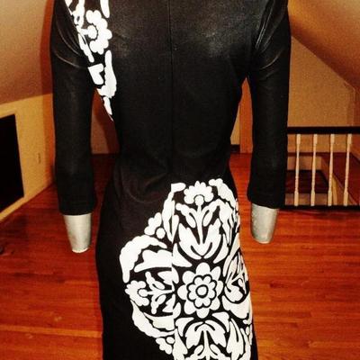 Black & White fitted color block knit dress floral bizantine design