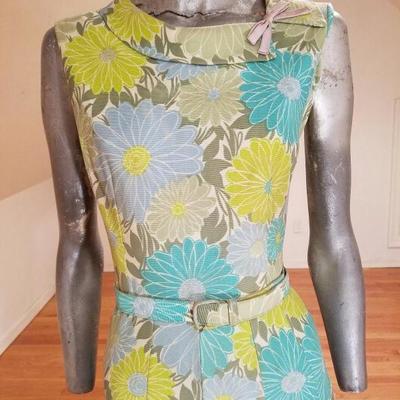 Vtg 1940's wiggle panel jersey dress floral print buckle belt