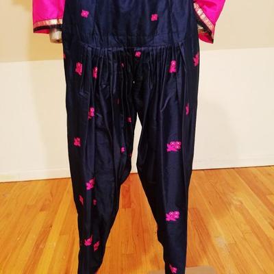 Vtg 1940's Polynesian raw silk Tunic and Pant ensemble hand embroidery/mirrors
