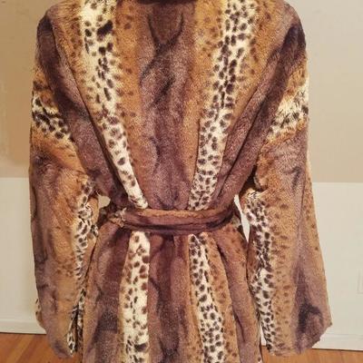 Vtg Animal Print Tigress faux fur full length coat w/belt fully lined