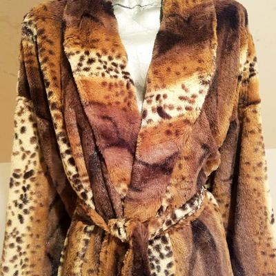 Vtg Animal Print Tigress faux fur full length coat w/belt fully lined