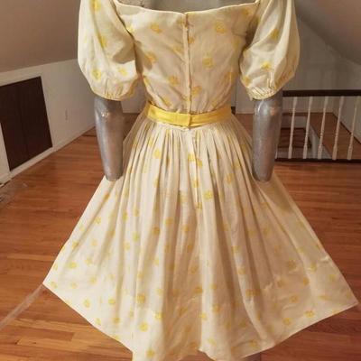 Vtg 1940's full sweep yellow cotton twill dress puff sleeves