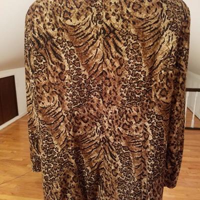 Vintage animal print large Tunic crystal closure