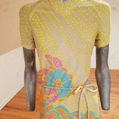 Vtg 1960's Floral silk screened print wiggle dress piped belt acetate 